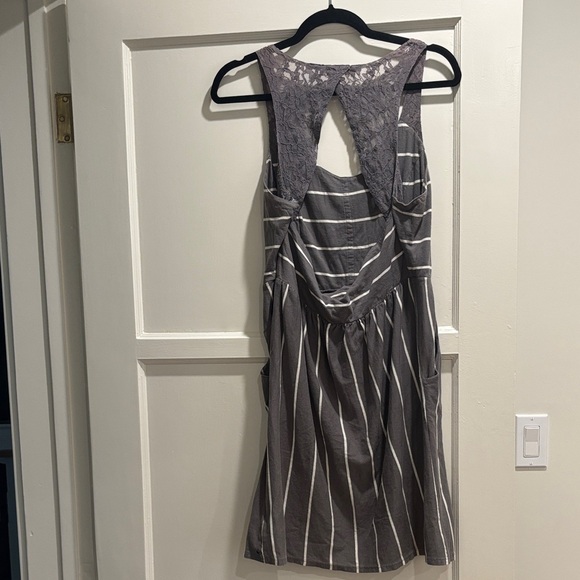 O'Neill Gray and White Striped Mini Dress - Picture 3 of 4